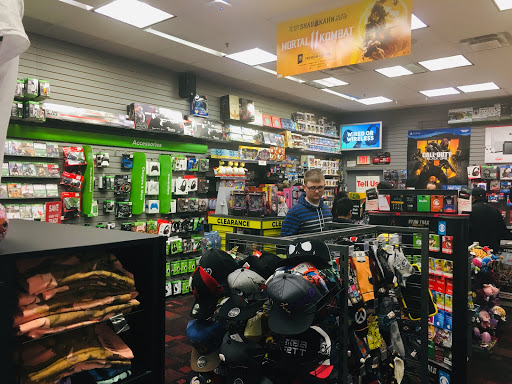 Video Game Store «GameStop», reviews and photos, 3000 W Grapevine Mills Cir Suite 501, Grapevine, TX 76051, USA