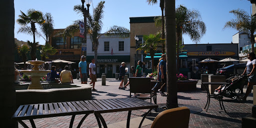 Coffee Shop «The Coffee Bean & Tea Leaf», reviews and photos, 200 Main St #109, Huntington Beach, CA 92648, USA