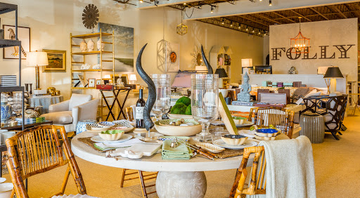 Shopping Mall «Barracks Rd Shopping Center», reviews and photos, 1117 Emmet St N, Charlottesville, VA 22903, USA