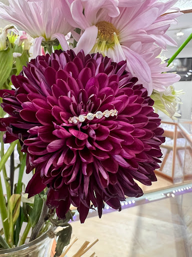 Jewelry Store «Gold King Jewelers», reviews and photos, 272 Towne Center Cir, Sanford, FL 32771, USA