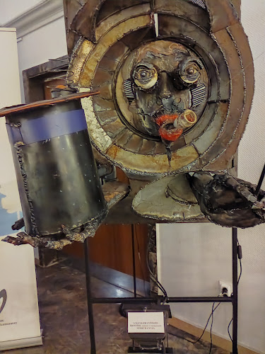 Értékelések erről a helyről: Erzsébetligeti Színház, Budapest - Étterem