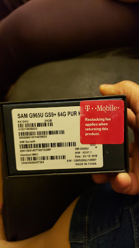 Cell Phone Store «T-Mobile», reviews and photos, 4631 N Oracle Rd, Tucson, AZ 85705, USA