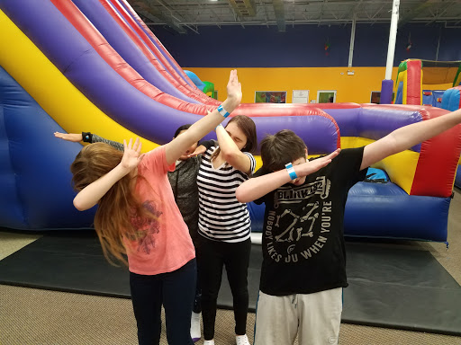 Amusement Center «MegaTrampoline Fun Zone», reviews and photos, 5593 Northwest Hwy, Crystal Lake, IL 60014, USA