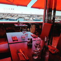 Atmosphère du Restaurant méditerranéen Le Bistro - Restaurant Cassis - n°12