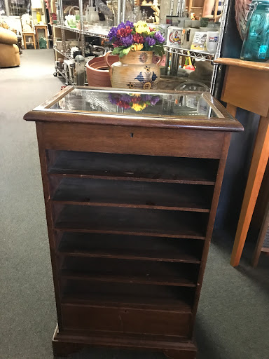 Thrift Store «Attic To Basement», reviews and photos, 19 E Belvidere St, Nazareth, PA 18064, USA