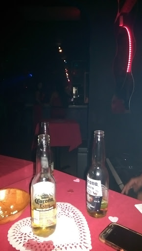 Night Club «Santas Nightclub», reviews and photos, 6854 NW 169th St, Hialeah, FL 33015, USA