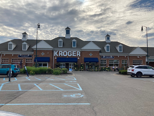 Grocery Store «Kroger», reviews and photos, 5161 Hampsted Village Center Way, New Albany, OH 43054, USA