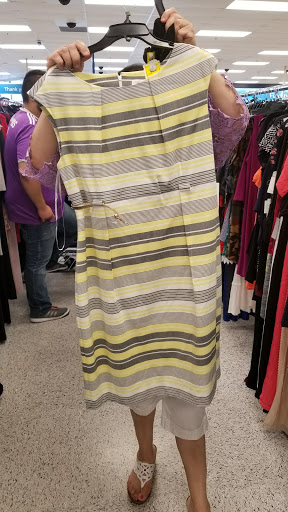 Clothing Store «Ross Dress for Less», reviews and photos, 926 Airport Center Rd, Allentown, PA 18109, USA