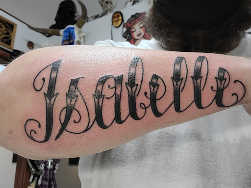 Tattoo Shop «Crossroads Tattoo», reviews and photos, 508 2nd Ave, Coralville, IA 52241, USA