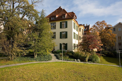 Psychiatrische Universitätsklinik Zürich, Ambulatorium und Tagesklinik Heliosstrasse