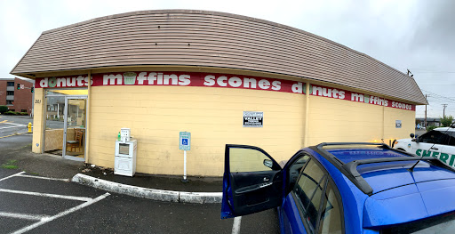 Donut Shop «Donut & Muffin Factory», reviews and photos, 201 4th St NE, Auburn, WA 98002, USA