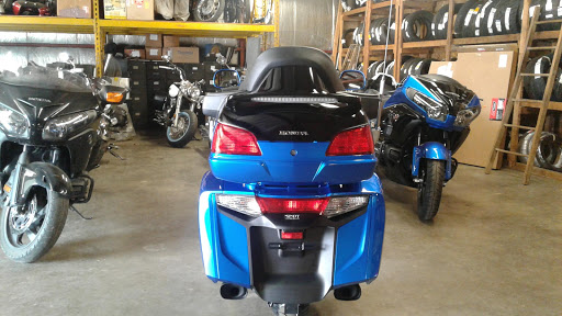 Motorcycle Dealer «Sindt Motor Sales», reviews and photos, 4460 Dodge St, Dubuque, IA 52003, USA