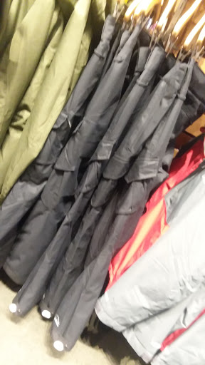 Clothing Store «L.L. Bean», reviews and photos, 280 School St, Mansfield, MA 02048, USA