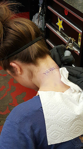 Tattoo Shop «Red Room Tattoo», reviews and photos, 231 Nord Ave, Chico, CA 95928, USA