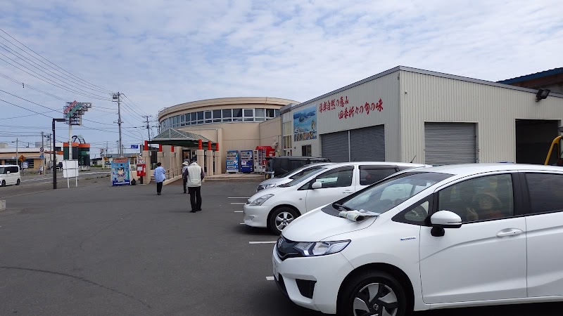 ㈱ぎょれん道東食品 厚岸工場