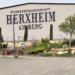 Photo n°3 de l'avis de Mowisch.o fait le 13/04/2022 à 18:46 sur le  Alexweinlounge à Herxheim am Berg