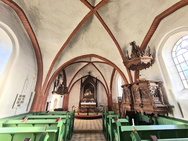 Anmeldelser af St. Tåstrup Kirke i Holbæk - Kirke