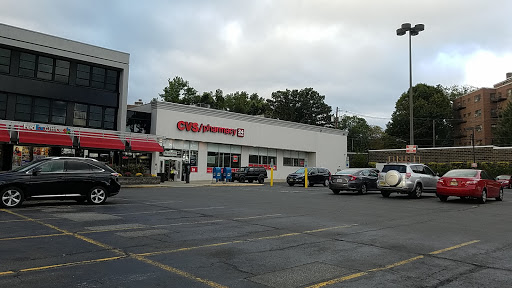 Linwood Plaza Shopping Center, 158 Linwood Dr, Fort Lee, NJ 07024, USA, 