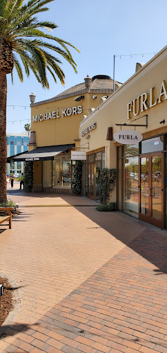 Fashion Accessories Store «Michael Kors», reviews and photos, 100 Citadel Dr #456, Commerce, CA 90040, USA