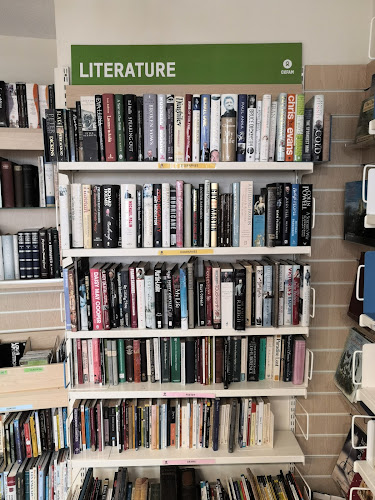 Comments and reviews of Oxfam Bookshop