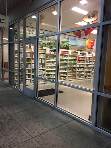 GNC, 11 Lee Airpark Dr SUITE 300, Edgewater, MD 21037, USA, 