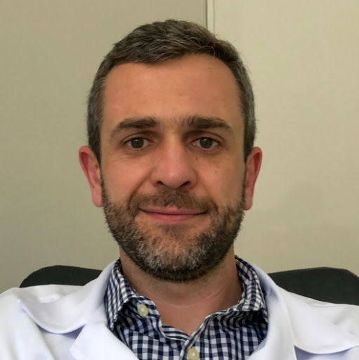Dr. Lucciano Massuda, Pneumologista pediátrico