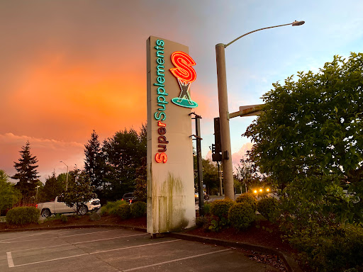 Super Supplements, 4031 Colby Ave, Everett, WA 98201, USA, 