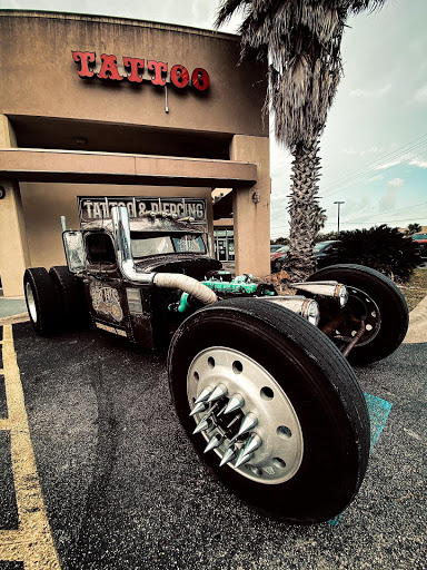 Tattoo Shop «Phat Tats Tattoo», reviews and photos, 3920 S Padre Island Dr #204, Corpus Christi, TX 78415, USA