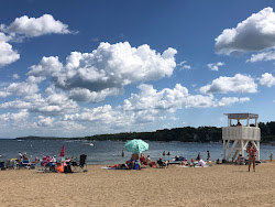 Fontana Beach'in fotoğrafı imkanlar alanı