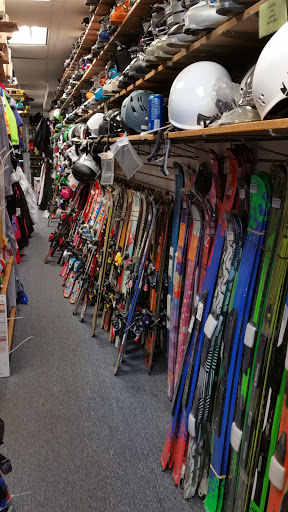 Sporting Goods Store «Play It Again Sports», reviews and photos, 15 S Main St, West Hartford, CT 06107, USA