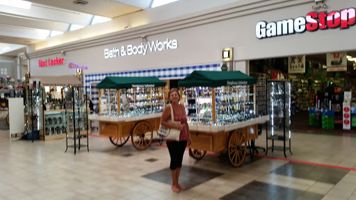 Shopping Mall «Coral Ridge Mall», reviews and photos, 3200 N Federal Hwy, Fort Lauderdale, FL 33306, USA