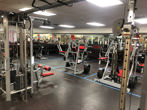 Gym «Xtreme Fitness NYC», reviews and photos, 10005 Roosevelt Ave, Corona, NY 11368, USA