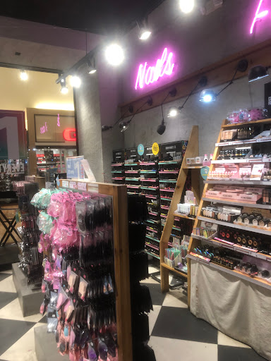 Cosmetics Store «MISS A», reviews and photos, 3000 Grapevine Mills Pkwy #424, Grapevine, TX 76051, USA