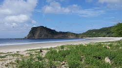 Foto de Praia La Flor apoiado por penhascos