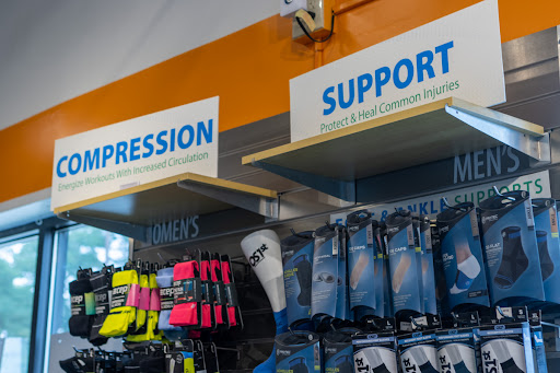 Running Store «Road Runner Sports», reviews and photos, 490 Broad St Suite 1, Shrewsbury, NJ 07702, USA