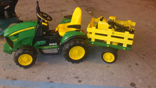 Grocery Store «Blue Jay Grocery & Deli», reviews and photos, 785 San Christopher Dr, Dunedin, FL 34698, USA