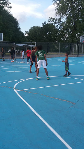 Golf Club «Gateway Golf Club», reviews and photos, 33290 Gateway Dr, Romulus, MI 48174, USA