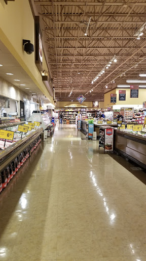 Grocery Store «Safeway», reviews and photos, 1801 W 11th St, Tracy, CA 95376, USA