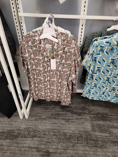 Department Store «Target», reviews and photos, 160 N Research Pl, Central Islip, NY 11722, USA