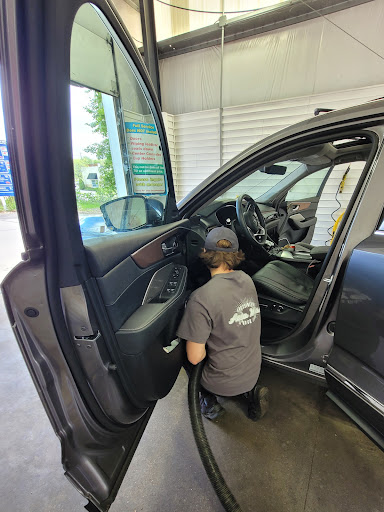 Car Wash «Southington Auto Wash & Oil Change & Detailing», reviews and photos, 254 Queen St, Southington, CT 06489, USA