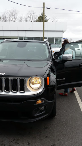 Car Dealer «Friendship Chrysler Jeep Dodge RAM», reviews and photos, 2638 W State St, Bristol, TN 37620, USA