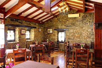 Bar Casa Yoli - Carr. de Caldones, 182, 33394 Deva, Asturias, Spain