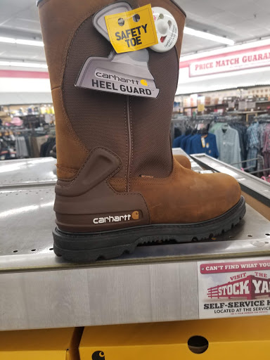 Home Improvement Store «Tractor Supply Co.», reviews and photos, 2211 Carmack Blvd, Columbia, TN 38401, USA