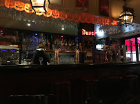 Atmosphère du Restaurant Hall's Beer Tavern à Paris - n°17