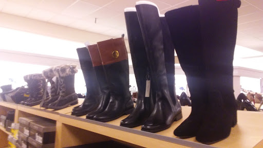 Department Store «Bon-Ton», reviews and photos, 6929 Williams Rd, Niagara Falls, NY 14304, USA