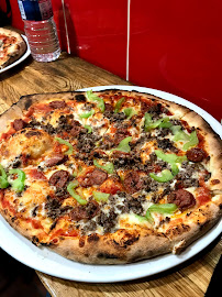 Plats et boissons du Pizzeria Bibani Pizza à Paris - n°2