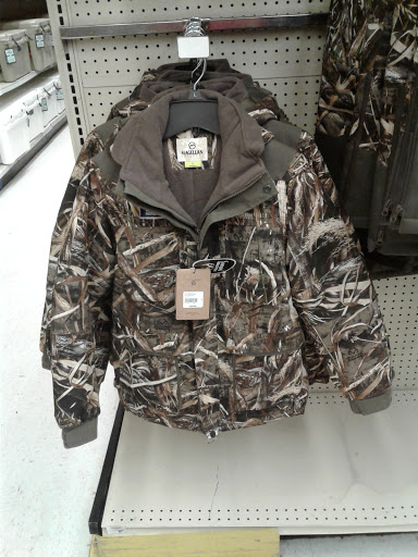 Sporting Goods Store «Academy Sports + Outdoors», reviews and photos, 140 E Bert Kouns Industrial Loop, Shreveport, LA 71106, USA