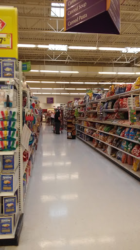 Grocery Store «Super Stop & Shop», reviews and photos, 600 Kinderkamack Rd, Emerson, NJ 07630, USA