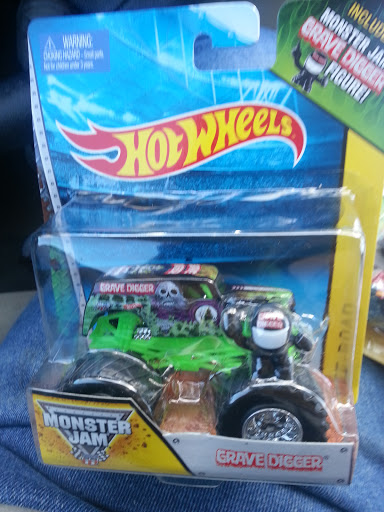 Toy Store «Mattel Toy Store», reviews and photos, 501 Meacham Blvd, Fort Worth, TX 76106, USA