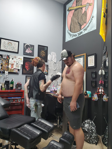 Tattoo Shop «American Pride Tattoos Rochester Hills», reviews and photos, 1284 Walton Blvd, Rochester Hills, MI 48307, USA